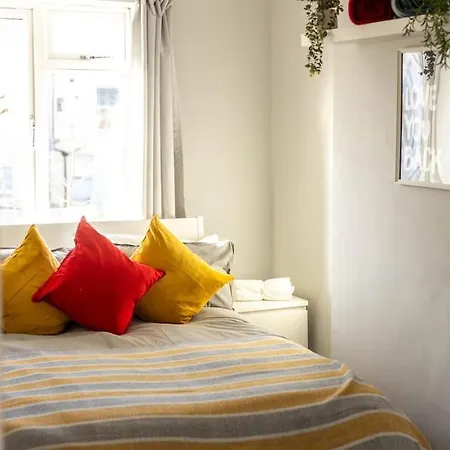 Apartman Sofa Bed / Wi-fi / / Long Term Discounts
