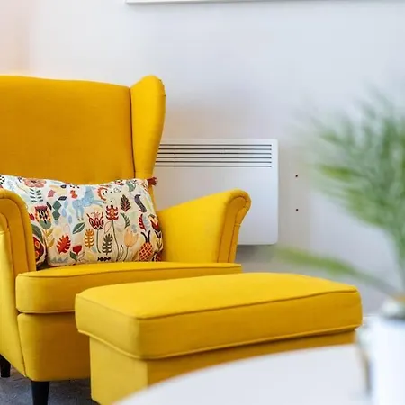 Sofa Bed / Wi-fi / / Long Term Discounts Appartement Bristol